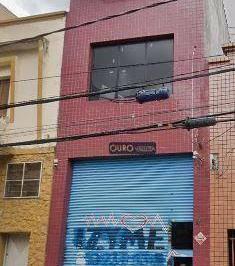 59259f70ea98a235b1561d04d5decab71dda45ce · Salão com 300m²