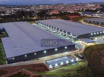 bcc867cf3d217fe8f7576c827c0649c7715a049c · Galpão com 8.531m²