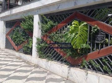 db4c6538b764fe8f530dddfdbc8b6cae6ffe3201 · Casa na Mooca com 480m²