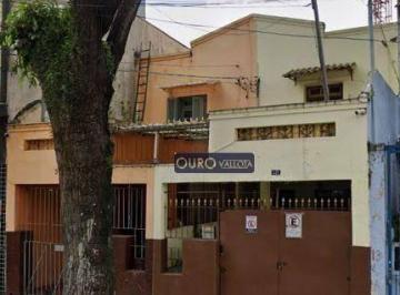 f67bf5bdef9d0bdb2c6390731407a460446a3cba · Terreno com 268m²