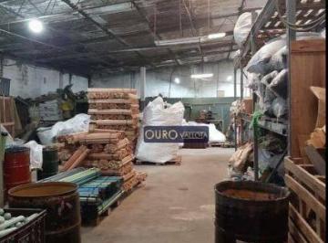 4d71fcfff381e740765855628b67341669190520 · Galpão com 1.300m²