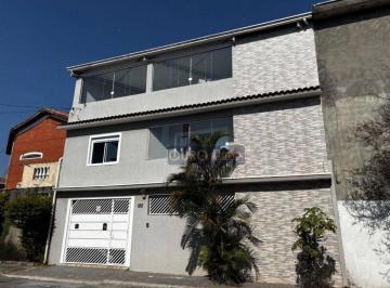7de3286ba563d880f4c8e77dd8597d3ab4549d4d · Sobrado com 159m²