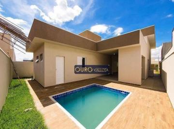 5d2296327de27d2e8e9d539315775882ace921a3 · Casa com piscina 300m²