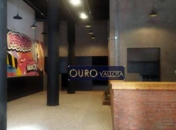 b07bdbf7bebe6021f44b8acd8f9e3b66f7cb9c20 · Salão Comercial com 270m²
