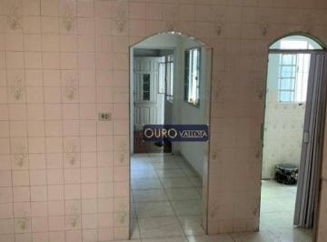 99c1e25524c77f35d7352d0a541dacf0700e48ae · Casa com 3 dormitórios