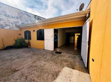 Foto 01 · Casa térrea para venda, dois quartos, sala, cozinha, na região do Vitória Régia, no Bairro CIC, com