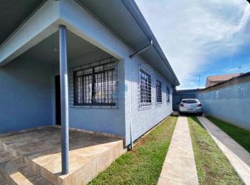 Foto 03 · Casa à venda no bairro Fazendinha, três quartos, sala, espaço externo, churrasqueira localização pr