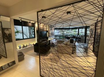Apartamento · 247m² · 4 Quartos · 3 Vagas · Apartamento na Aclimação – 247 m², 4 dormitórios, 2 suítes e 3 vagas