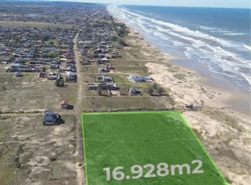 Terreno , Balneário Arroio do Silva · Area frente mar ideal para grande empreendimento