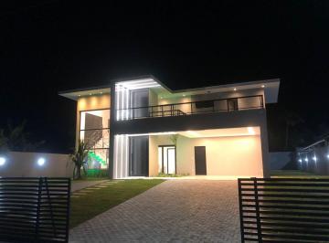 Casa de 4 quartos, Camaçari · Casa alto padrão com 4 suítes, acesso ao rio e marina, Horto Marina Jacuípe, Camaçari-BA