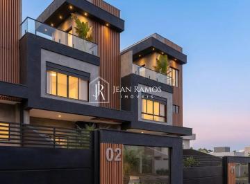 Casa · 192m² · 3 Quartos · 2 Vagas · Sobrado para venda, 3 quarto(s), Agua Verde, Curitiba