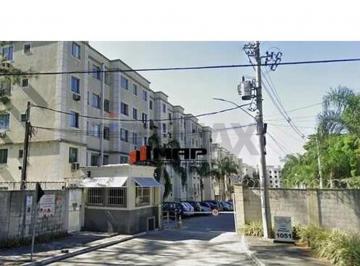 Apartamento · 50m² · 2 Quartos · 1 Vaga · "Encontre Seu Lar Perfeito na Estrada do Magarça"