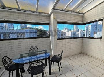 Apartamento · 80m² · 2 Quartos · 2 Vagas · Cobertura Mobiliada a 250m da Praia do Tombo | Vista Parcial do Mar, Terraço Retrátil e 2 Vagas