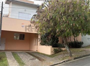 Casa · 179m² · 3 Quartos · Seu Novo Lar: Charme e Segurança em Vinhedo!