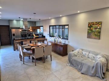 Casa · 277m² · 4 Quartos · 4 Vagas · Casa à venda e para alugar no Condomínio Villa D'Aquila em Piracicaba.