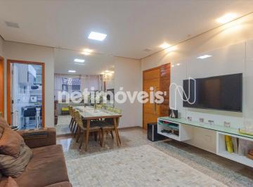 Sala · Apartamento de 03 quartos à venda no Castelo!