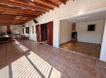 Casa · 3 Quartos · 2 Vagas · Casa  de 3 dormitórios na quadra da praia em Praia Grande SP