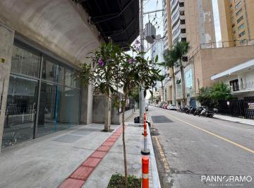 Comercial · 90m² · 1 Quarto · Sala Comercial Térrea 90m² para alugar no Centro - Balneário Camboriú