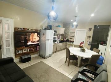Casa · 64m² · 2 Quartos · 2 Vagas · Casa / 2 Quartos / 2 Banheiros / 2 Vagas / Maringá / Alvorada / RS