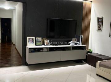 Casa · 200m² · 3 Quartos · Casa à venda - na Vila Oliveira