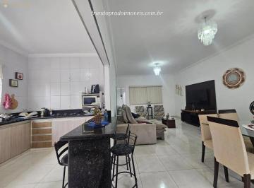 Casa · 170m² · 3 Quartos · 2 Vagas · Uma casa para viver, reunir e celebrar - Jardim Nenê Gomes