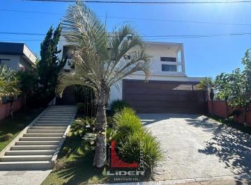 Casa · 600m² · 3 Quartos · 4 Vagas · Casa de Condomínio para alugar em Condomínio Flamboyant de 600.00m² com 3 Quartos, 3 Suites e 4 Gara
