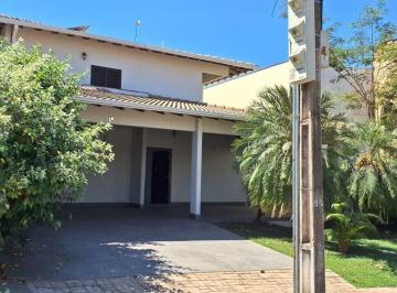 Casa · 390m² · 5 Quartos · 4 Vagas · Condomínio Residencial Alphagarden - Casa para alugar no bairro Despraiado - Cuiabá/MT