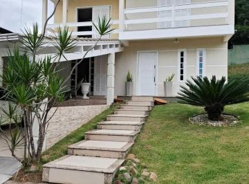 Casa · 3 Quartos · 2 Vagas · Casa Padrão em condomínio