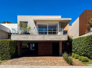 Casa · 315m² · 3 Quartos · 4 Vagas · Casa 3 suítes, mobiliada, no Grand Garden, Campo C