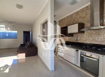 Foto 01 · À venda. Casa de 2 dormitórios e suíte, cozinha planejada, quintal com edicula e mais barracão comer