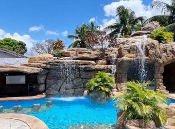 Casa de 9 quartos, Vera Cruz · Linda casa na Ilha de Itaparica Praia de Coroa com 9 suítes