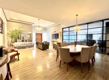 Casa · 330m² · 3 Quartos · 4 Vagas · EVM 715 610241030-91
