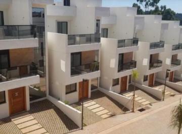 Casa de 2 quartos, Cotia · Casa com 211m² de metragem construída e 170m² de metragem do terreno, Parque Rincão-Cotia/SP
