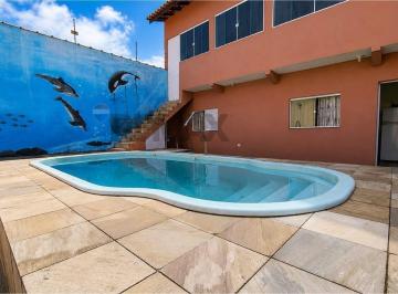 Casa · 323m² · 5 Quartos · 5 Vagas · "Encante-se com Seu Novo Lar em Peruíbe!"