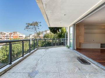 12987-20260731183556_zap.jpg · Casa rodeada de verde e linda vista em condomínio exclusivo no Jardim Botânico.