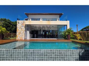 Casa · 230m² · 4 Quartos · Mansão Pé na Lagoa no Águas de Sauípe: 4 Suítes, Borda Infinita e Porteira Fechada – Financiável
