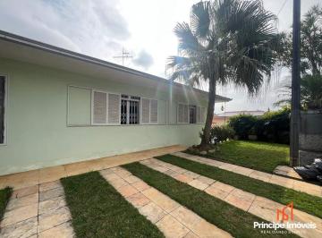 Casa · 258m² · 4 Quartos · 5 Vagas · Casa com 4 quartos no Floresta em Joinville