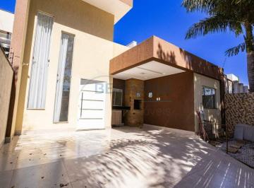 Casa · 178m² · 4 Quartos · 2 Vagas · Casa 4 Quartos, 2 Suites e 2 Vagas de Garagem à Venda - Vicente Pires
