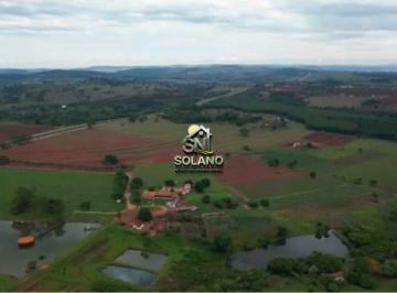 Rural · 21m² · 2 Quartos · 10 Vagas · Vendo Área na GO 070 Região de Goiânira GO