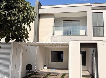 Casa · 135m² · 3 Quartos · 2 Vagas · Casa em Morada de Laranjeiras, Serra | 3 Dorms, 1 Suíte
