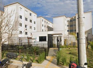 Apartamento · 41m² · 2 Quartos · Apartamento no Jardim Carvalho de 2 dormitórios e infra