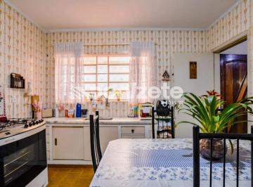 Casa · 171m² · 3 Quartos · 3 Vagas · Sobrado à venda em Santo André (Vila Scarpelli) com 3 dorms, 3 vagas e quintal
