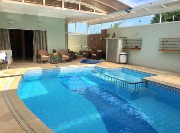 Casa · 560m² · 4 Quartos · 4 Vagas · Casa Padrão em Ponta Grossa