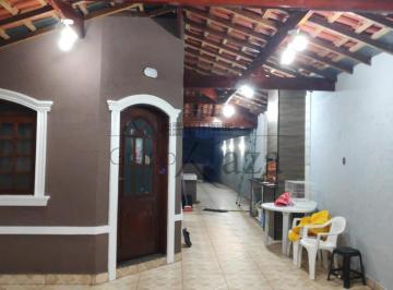 Casa · 175m² · 3 Quartos · 2 Vagas · Casa Padrão em Jacareí