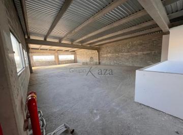 Comercial · 338m² · 20 Vagas · Oportunidade - Loja Comercial - Urbanova - Condomínio Jaguary Open Mall - 338m².
