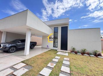 Casa · 240m² · 3 Quartos · 4 Vagas · PONTE ALTA NORTE: Mansão Nova, com 3 suítes, Sala Enorme ao Lado do Shopping!