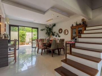 Casa · 241m² · 3 Quartos · 2 Vagas · Casa com 3 dormitórios à venda, 241 m² por R$ 950.000,00  - Agronomia - Porto Al