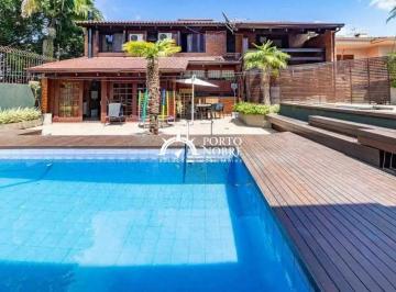 Casa · 330m² · 4 Quartos · 4 Vagas · Casa com 4 dormitórios, suíte, piscina e 4 vagas.