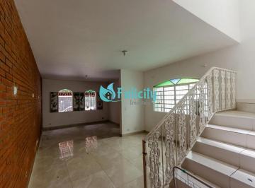 Casa · 152m² · 3 Quartos · 2 Vagas · Sobrado à Venda no Vista Verde | 3 Dormitórios e Churrasqueira