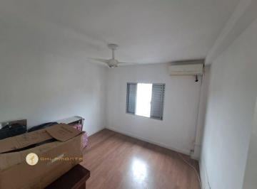 img0 · Casa com 4 Quarto(s) e 2 banheiro(s) para Alugar, 220 m² por R$ 4400 / Mês